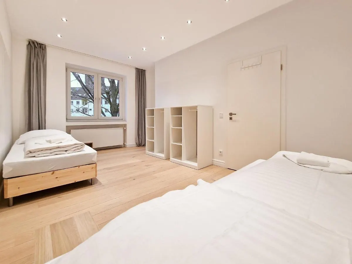 Raj Living - City Apartments With 1 Or 2 Rooms - 15 Min To Messe Dus And Old Town Dus Düsseldorf Deutschland